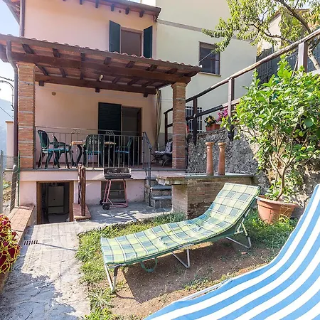 Elisena Holiday home *